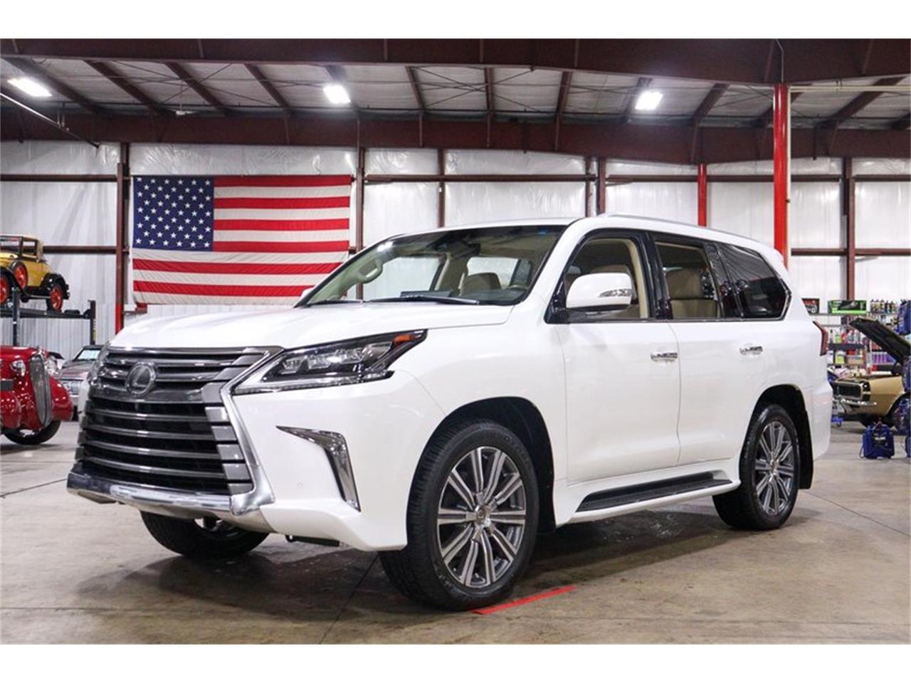 2016 Lexus LX570 Luxury